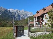 Image-rectangle_220_165