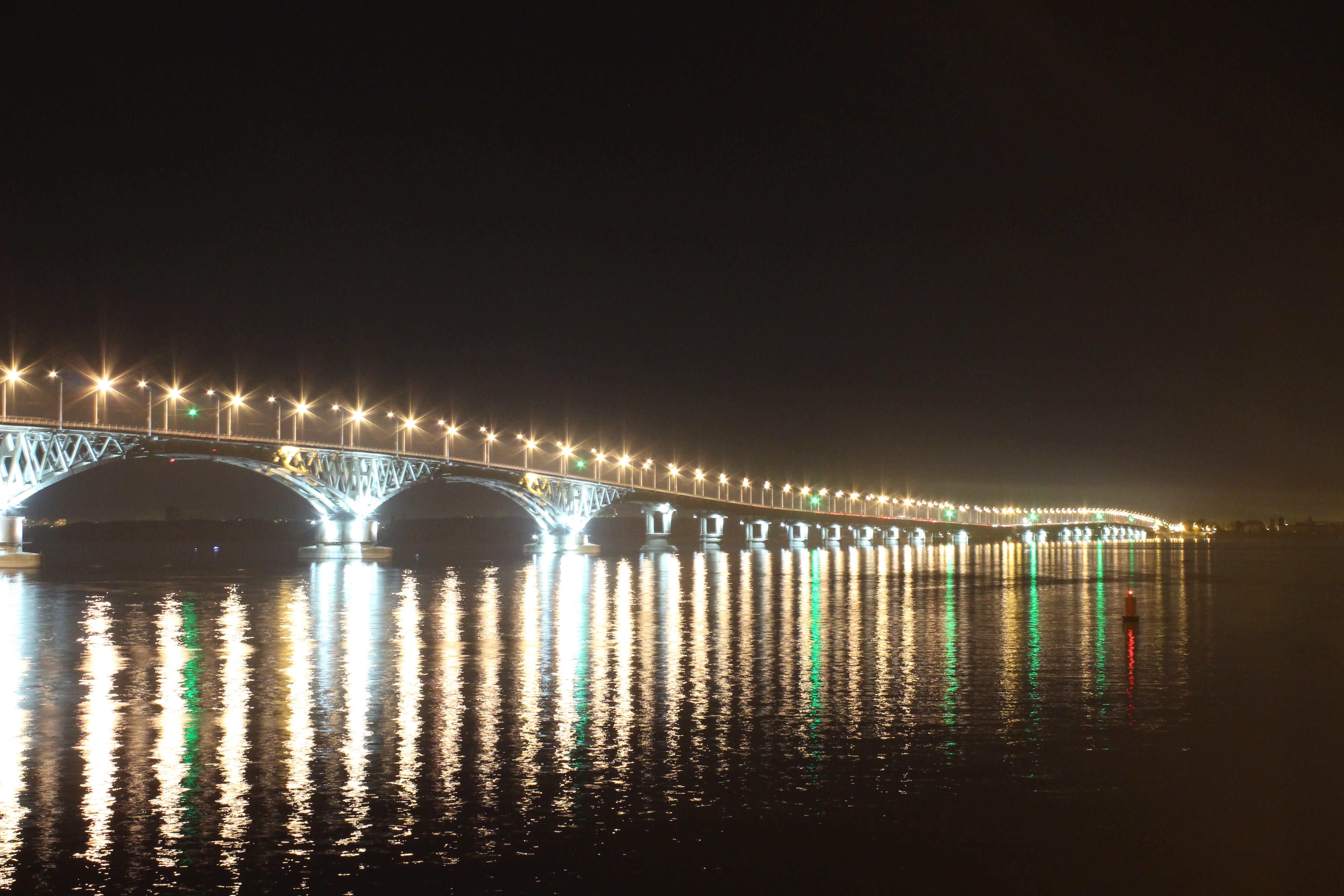 Саратов мост через Волгу ночью
