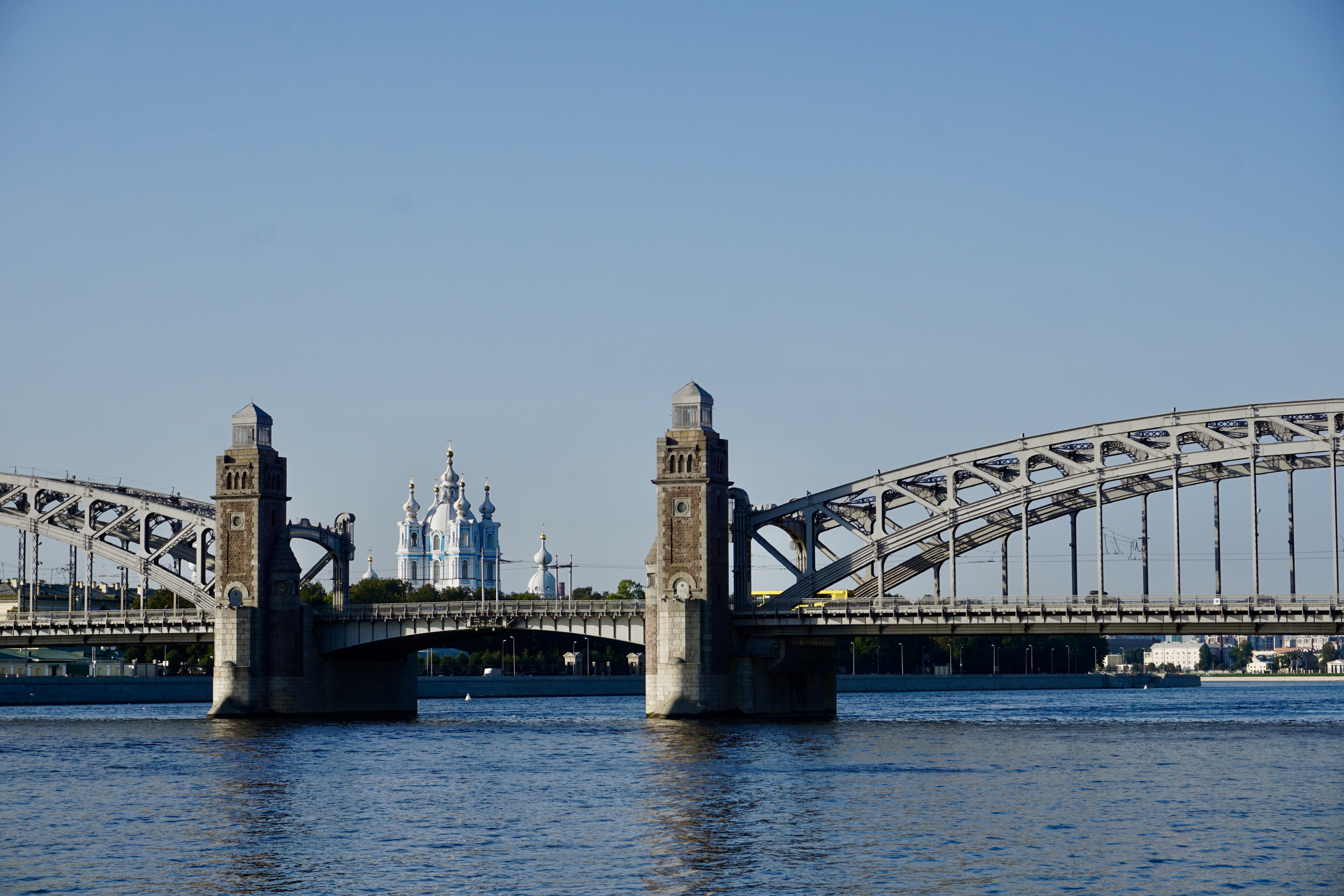 мост петра великого в санкт петербурге