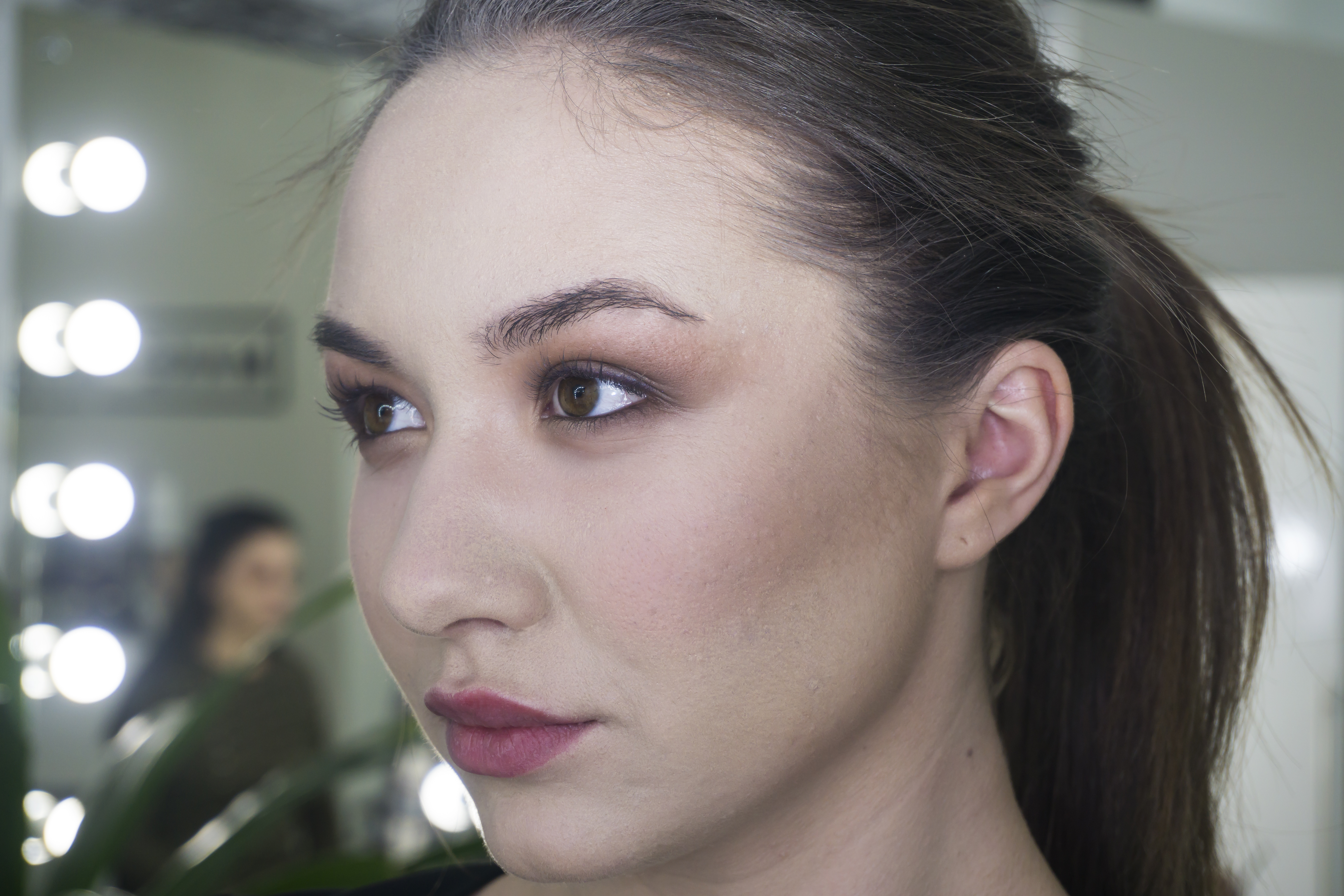 Модели без макияжа молодая. Женское лицо. Девушка без макияжа. Лицо девушки без макияжа. Девушка с акне для фотошопа.